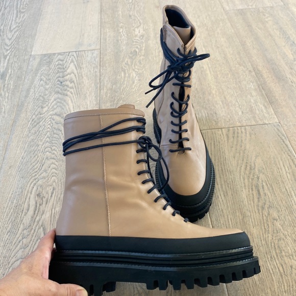 Anthropologie and Free People BNWT Paloma Barcelo Camel Lace up Combat Boots 9 - Picture 3 of 9